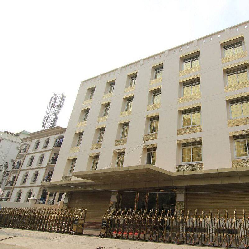 Hotel Galaxy Grand Hotel Room Booking In Lucknow